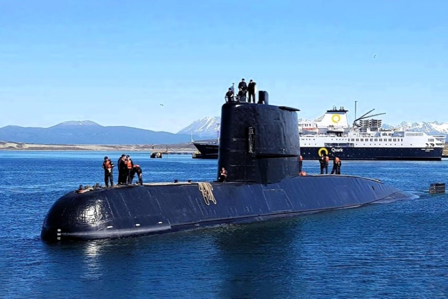 FiscalesGobAr's tweet photo. 📌Submarino ARA San Juan: Casación hizo lugar al recurso del MPF y habilitó la participación del equipo fiscal en el juicio

👉Accedé a la nota para descargar el fallo de Casación y los recursos del MPF: https://t.co/mqOazAM8hd https://t.co/oN655rGLi1