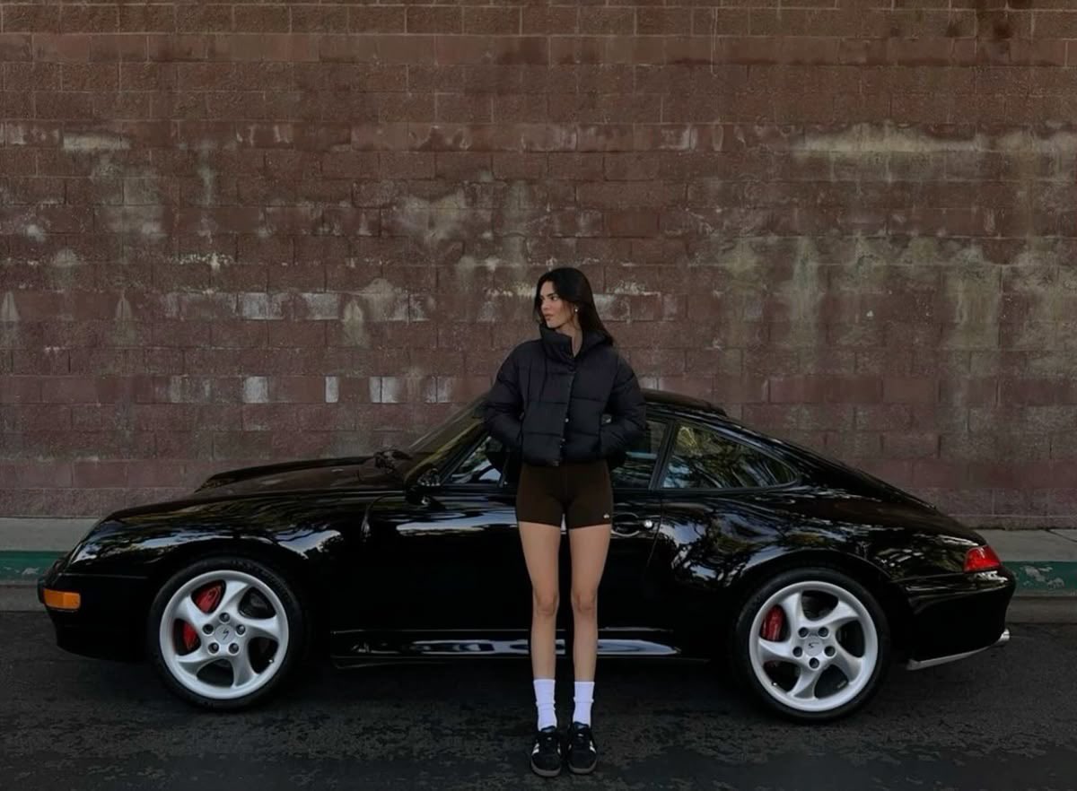 archivekend's tweet photo. kendall jenner car collection is so clean https://t.co/DXBTo9ql1r