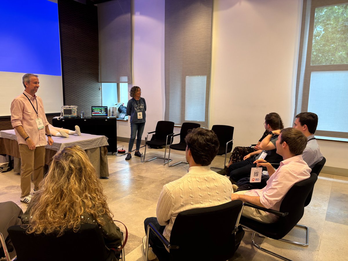 secardiologia's tweet photo. 🔴 Comienza la 23.ª Reunión Anual de #Agudos26.
👉 Simulación, IA, shock cardiogénico, tromboembolismo pulmonar, insuficiencia cardiaca, parada cardiorrespiratoria y los últimos avances en cuidados agudos cardiovasculares.
📍 Alcalá de Henares | 📅 7–8 mayo
🔗 Consulta el programa completo: https://t.co/m3KeFFT5B2
@almucastro01 @Ana_Viana_T @PabloJ @randreariba_rut @corbi_miguel