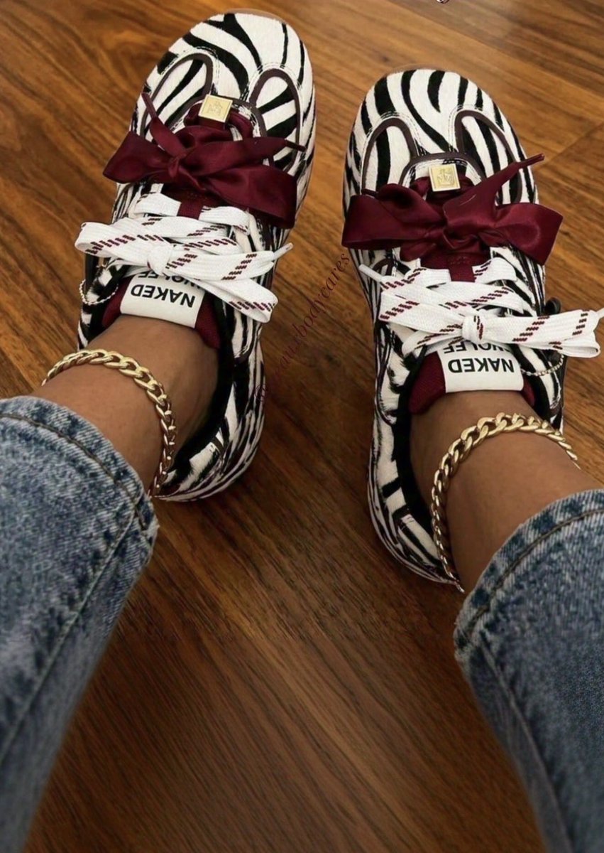 Proper fit ✨
&amp; they`re mad comfy .