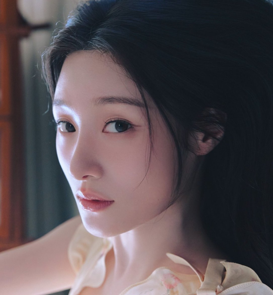 jcyfiles's tweet photo. insane face card 

#정채연 #JungChaeyeon https://t.co/WCxdiseAYy