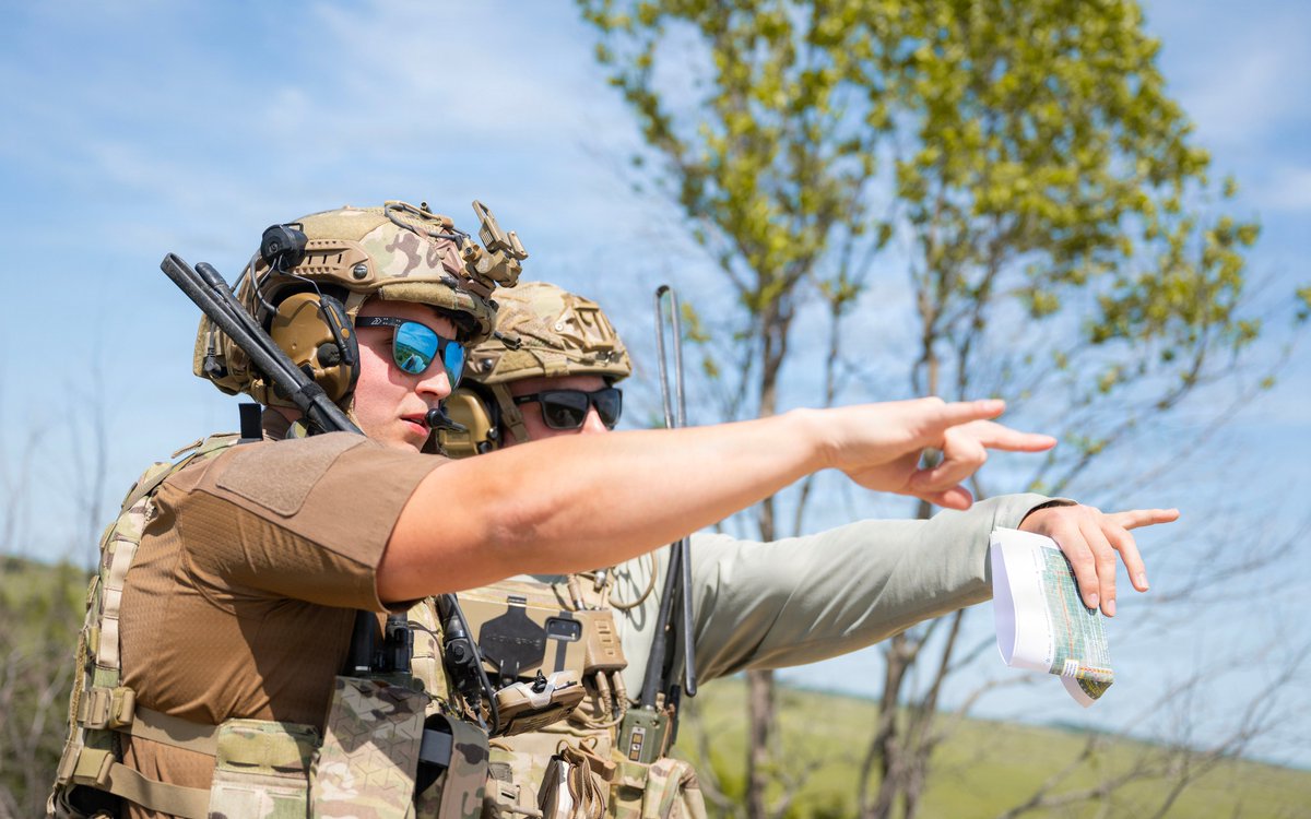 National Guard tweet media