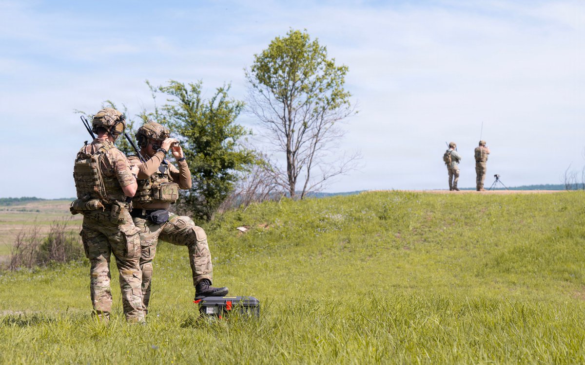 National Guard tweet media