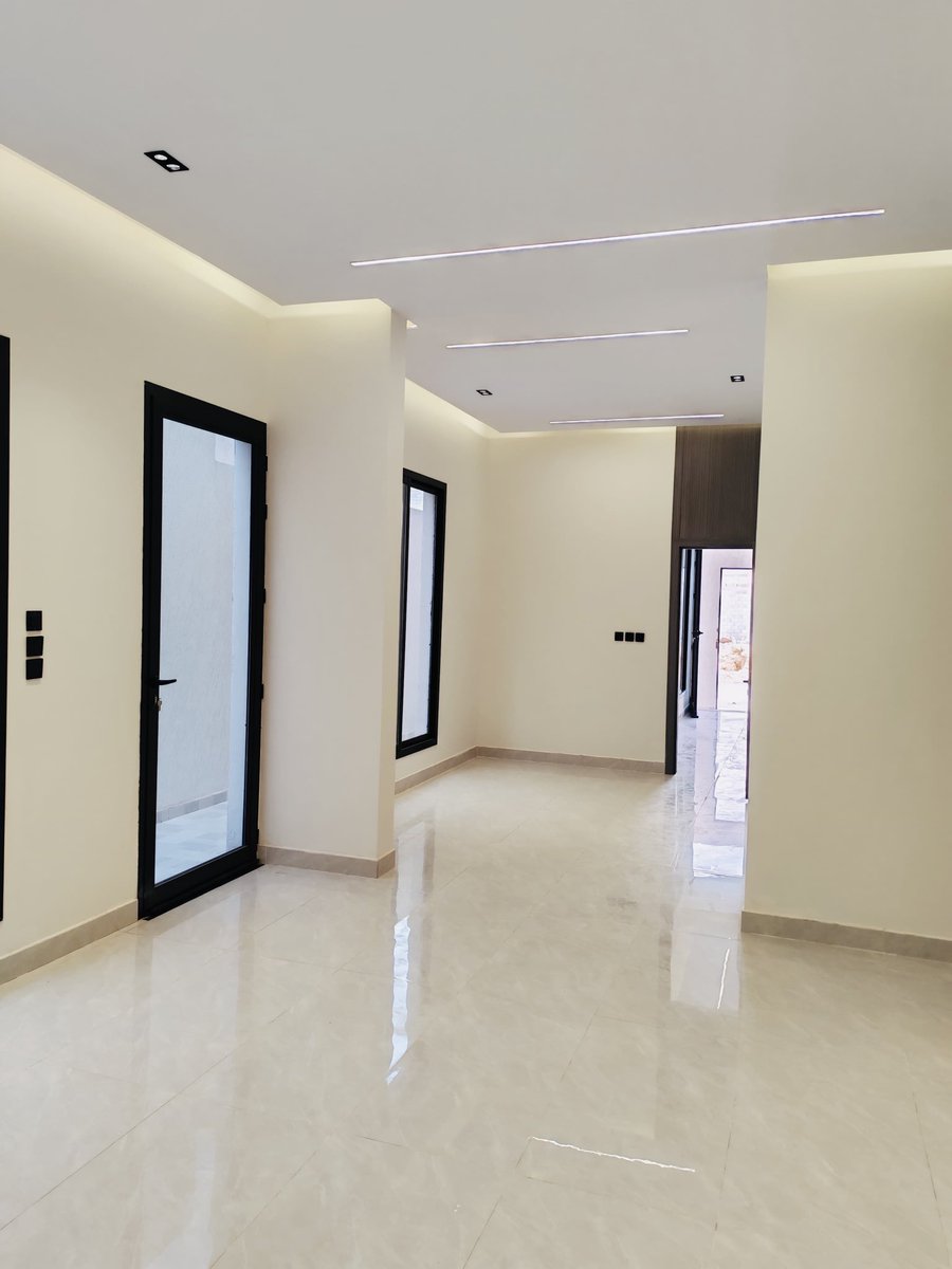 abdullahali9999's tweet photo. ⭕️ بأسعار تبدأ من 350,000 ألف ريال ....

تملك وحدتك السكنية في #الرياض 🏠
المـشـروع : أدوار جديدة للسكن أو الإستثمار 

🕹️ الحي : #بوابة_الشرق  
1️⃣ الدور الأرضي 600,000 الف 💵
2️⃣ الدور الأول 500,000 الف 💵
3️⃣ الدور الثاني شقة 350,000 الف 💵

♦️ ضمانات تصل إلى 15 سنه
♦️ شهادة إتمام بناء
♦️ تأمين ضد العيوب الخفية
♦️ عداد كهرب وماء مستقل لكل وحدة
🔸 يقبل #الدعم_السكني 

ترخـيـص #إعلان
📝 7200964207

تواصـل 📱
0570300705
0556400040

#عقارات_السعودية 
#عقارات_الرياض