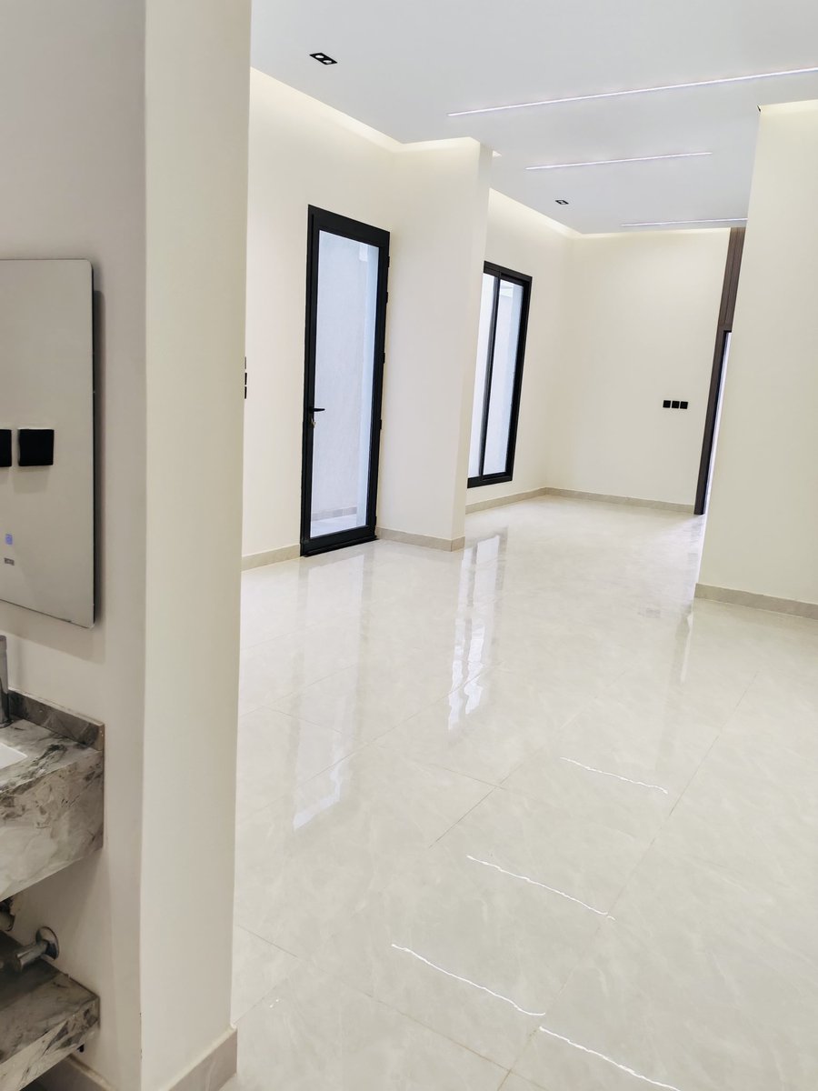 abdullahali9999's tweet photo. ⭕️ بأسعار تبدأ من 350,000 ألف ريال ....

تملك وحدتك السكنية في #الرياض 🏠
المـشـروع : أدوار جديدة للسكن أو الإستثمار 

🕹️ الحي : #بوابة_الشرق  
1️⃣ الدور الأرضي 600,000 الف 💵
2️⃣ الدور الأول 500,000 الف 💵
3️⃣ الدور الثاني شقة 350,000 الف 💵

♦️ ضمانات تصل إلى 15 سنه
♦️ شهادة إتمام بناء
♦️ تأمين ضد العيوب الخفية
♦️ عداد كهرب وماء مستقل لكل وحدة
🔸 يقبل #الدعم_السكني 

ترخـيـص #إعلان
📝 7200964207

تواصـل 📱
0570300705
0556400040

#عقارات_السعودية 
#عقارات_الرياض