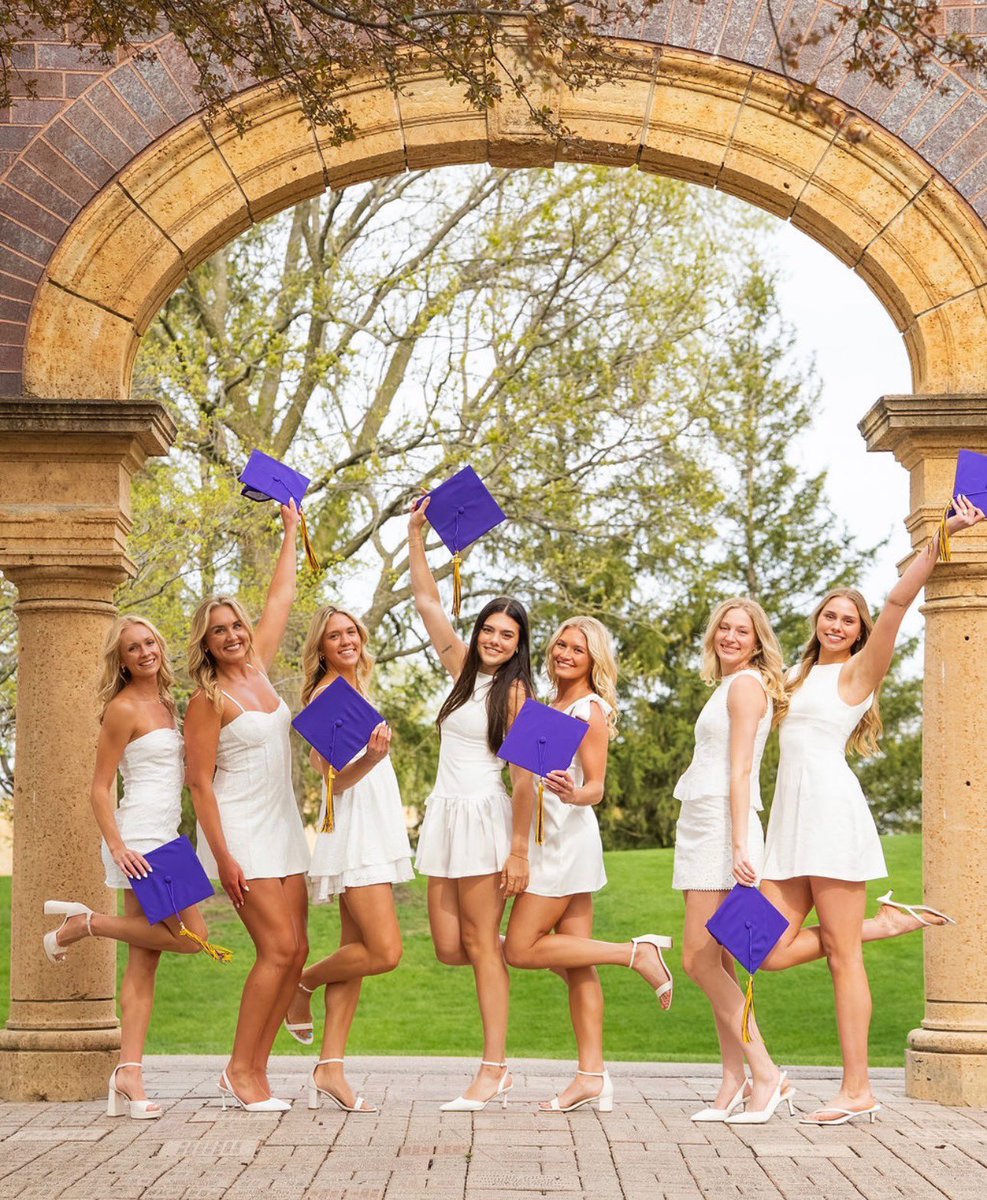 MinnStWBB's tweet photo. Coming up on Graduation Weekend 🎓🎓 Congratulations and thank you Nat, Hannah, Adeline, Laynie, Lilly, Kenzie, and Ava … keep doing big things 💜💜 https://t.co/bRStawtbvM