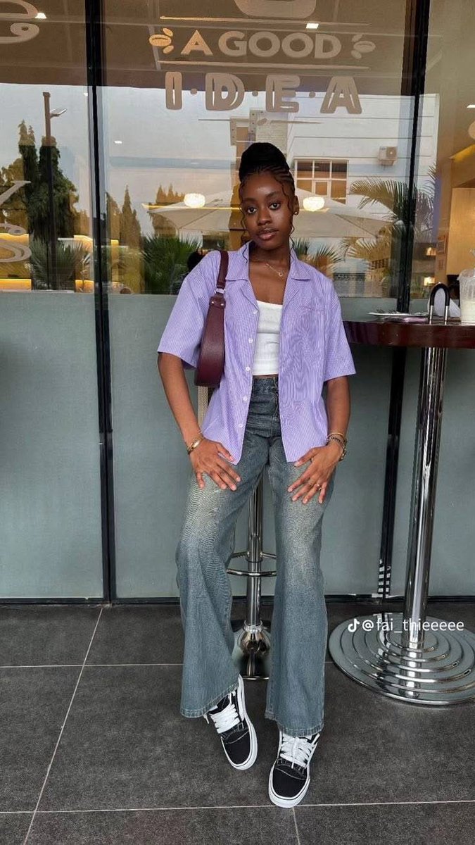 Do you find it attractive when ladies dress in men outfit??