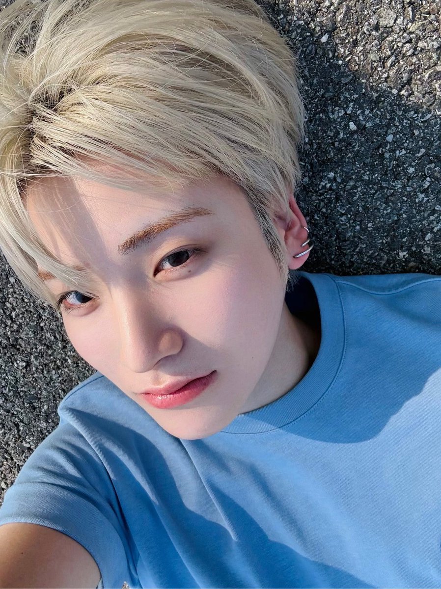 쿠웅 tweet media