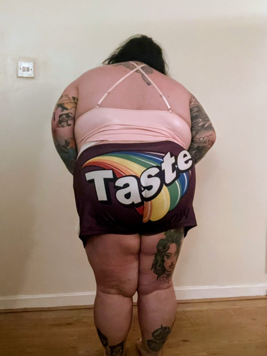 Mummy Roxy 🍑 SSBBW 🍭 tweet media