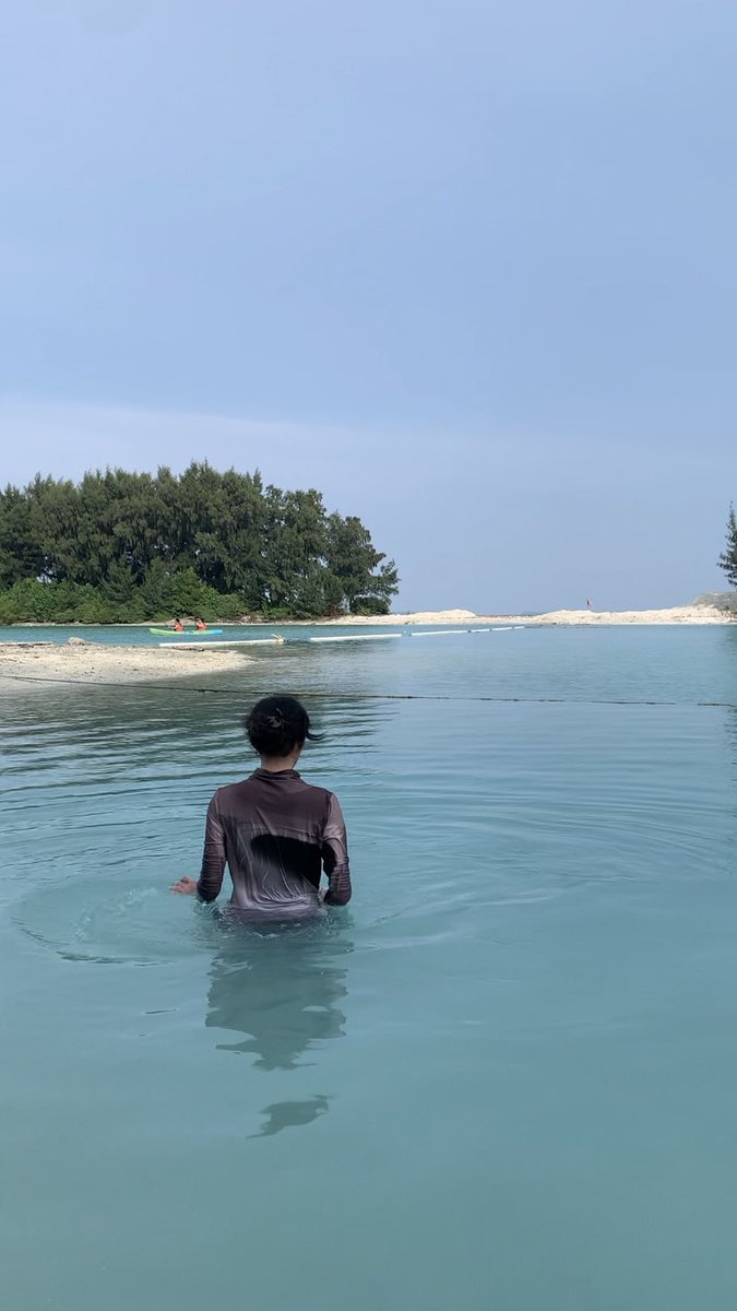 ohnauwya's tweet photo. gamau keliatan muka soalnya.... https://t.co/SEGUOBabsI