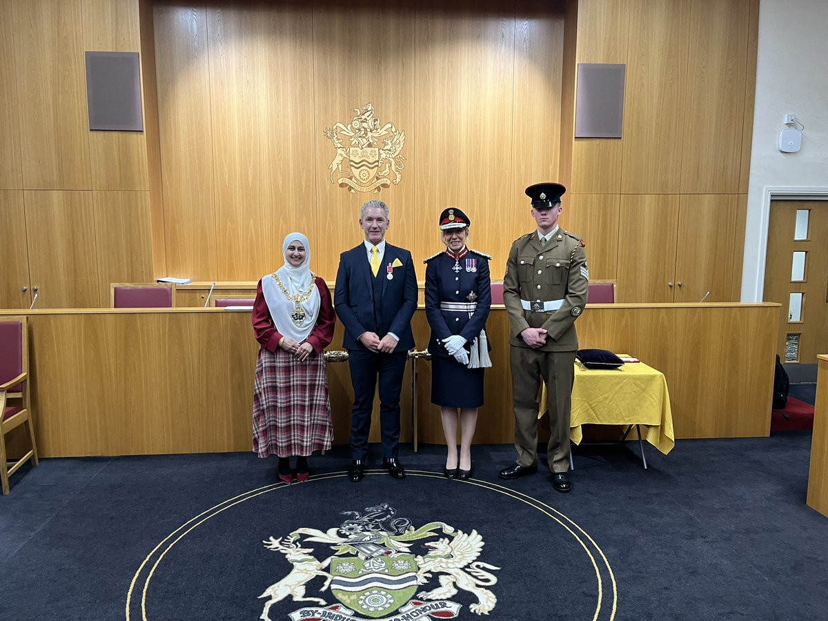 LieutenancySY's tweet photo. Delighted to present the British Empire Medal @RoyalFamily to Dominic Hurley at #Rotherham Town Hall today - for services to charity.
A remarkable man who, in the face of adversity, has achieved so much.
Once again many thanks to the Mayor of Rotherham @RMBCPress for hosting us. https://t.co/5L9NbaDBoX