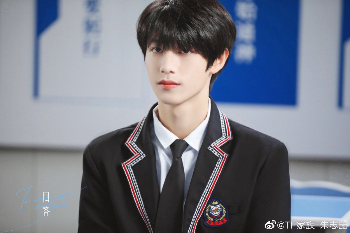 Puddingwityl2m's tweet photo. 哎我又在怀念中棍中铲这俩学生弟这么明目张胆地拍情侣照一拍完两个人急吼吼地冲到车上看成图会在想什么呢、反正我只能想到晚上又是一场酣畅淋漓地制服play拿领带玩捆绑信手拈来呀什么要射不射的全进到两b人的嘴里、累了困了就直接抱着裸睡、早上起来又得互帮互助哎这样的性福的学生生活可这美好呀 https://t.co/8fKUsc0EvY