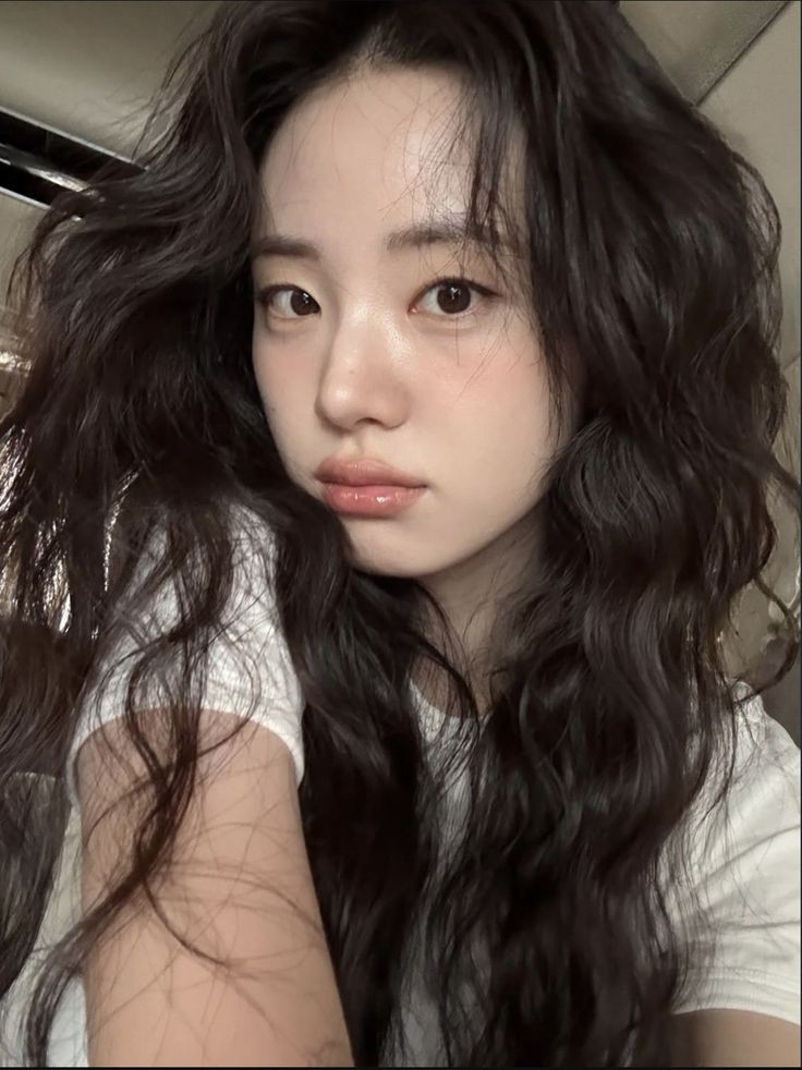 hana tweet media
