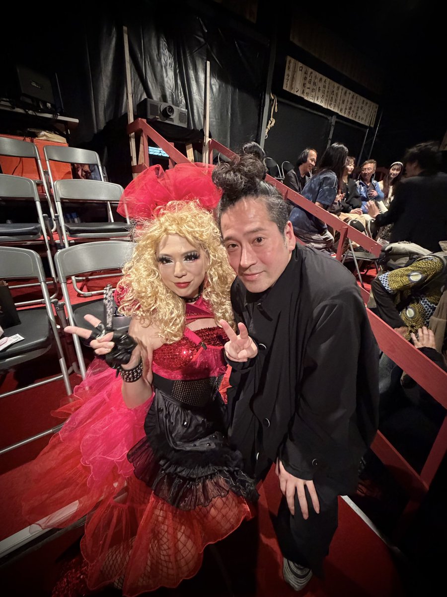 天幕劇場　深海洋燈　【東京金魚】
ゲスト出演初日でした💕
打ち上げに又吉さんが😳
実物イケメンでした😳
明日、柚月涼香DAY最終日がんばろ❤️

会場、多摩センター三角公園
コラボ出演千秋楽は5月13日水曜日💕
柚月涼香チケットはこちら
ticket.corich.jp/apply/442757/0…
当日券もあるかもです🎪🎪🎪
ぜひ❤️