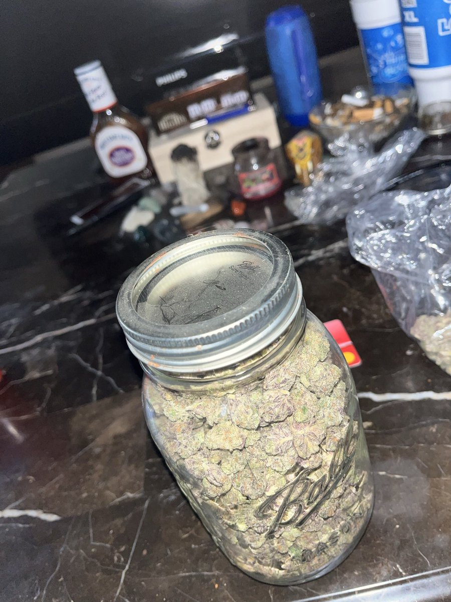 StayReady225's tweet photo. Pack just touched down🌹🍃 https://t.co/gV6qw26Hpz