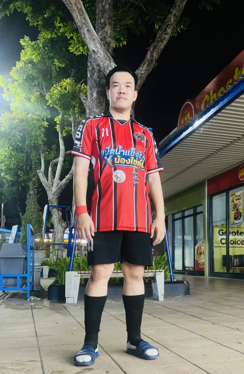Tha_thewin's tweet photo. ออกกำลังกาย,,,แล้วมารักษาตัวเอง
#เตะ1วันปวด4วัน
#น้องไข่ตุ๋นxเน็ตนำแข็งไน่
#ONSMOOTHFC
🏟️⚽️🥅👹✌️💙😆🚨🏥💉💊 https://t.co/Gr6ZKDTI96