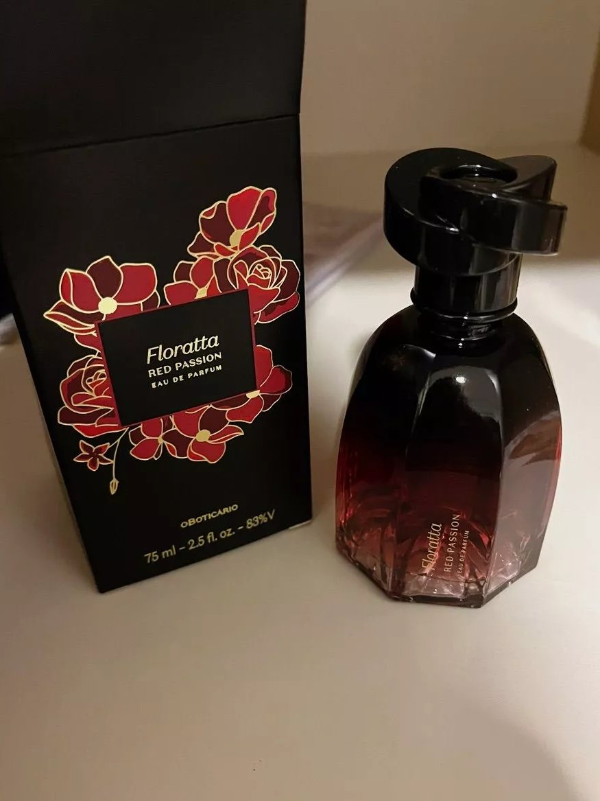 não queria me gabar mas sempre quando uso esse perfume eu me sinto poderosa💃🏻