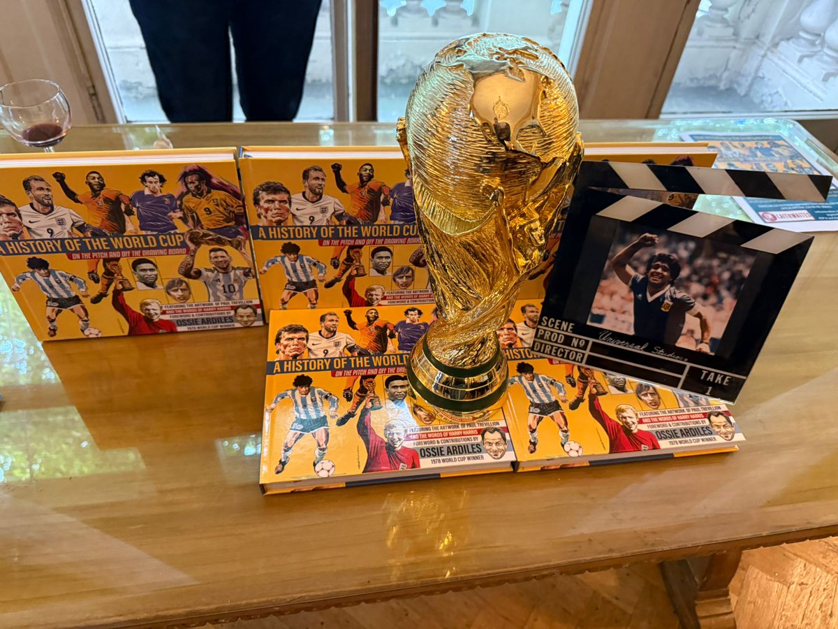 PaulTrevillion's tweet photo. It was a MAGICAL, WELCOMING &amp; PACKED launch last night for 'A History of the World Cup, on the pitch &amp; off the drawing board' by  at the Argentine Ambassadors Residence. Special thanks to Gonzalo, Esteban and Eugenia @ARGinUK @empirepub1 @FLegends100 #book https://t.co/HOwnj55VIo