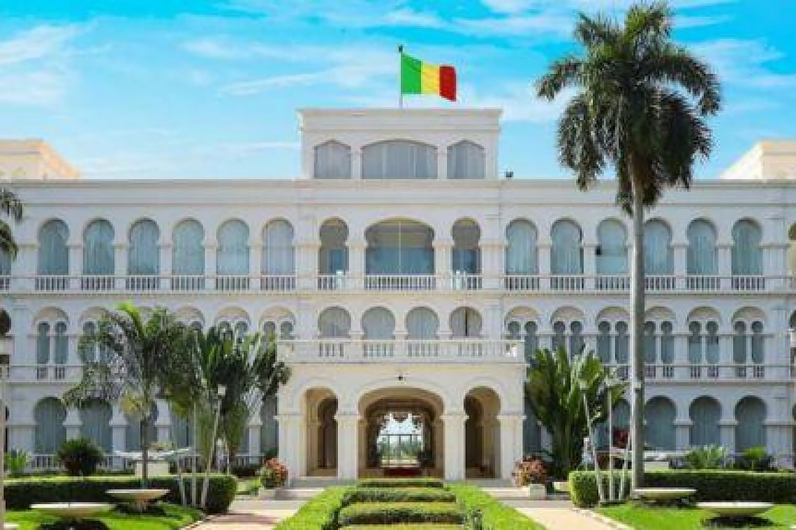🇲🇱
Dans une démarche de souveraineté et d'identité, Bamako va nommer ses rues en hommage aux figures nationales marquantes. Cette initiative du Conseil des ministres vise à honorer ceux qui ont façonné l'histoire du Mali par leur savoir, leurs talents et leurs accomplissements🏛️