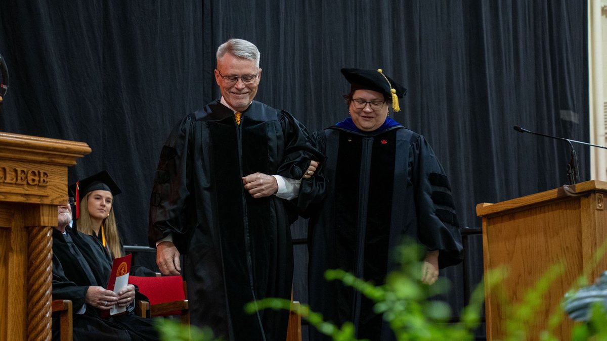 Simpson College tweet media