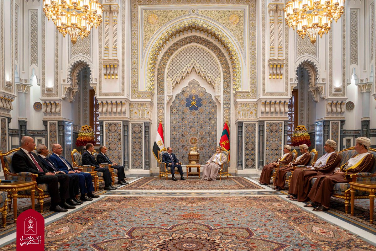 Oman_GC's tweet photo. لقاءٌ أخويٌّ جمع جلالةَ السُّلطان المعظّم-حفظه الله ورعاه- وفخامةَ الرئيس المصري، يعكسُ العلاقات المتوازنة، ويمد جسور التواصل مع الأشقاء؛ تعزيزا للاستقرار  في المنطقة.

#التواصل_الحكومي https://t.co/byeHs9JsK3