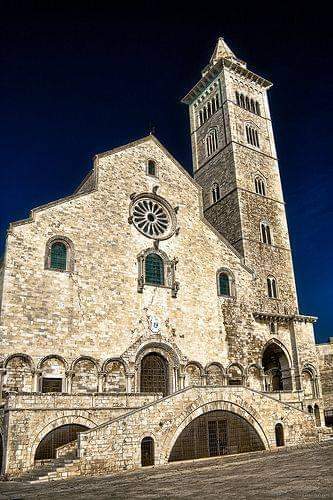 Cattedrale di Trani Santa Maria Assunta XII secolo