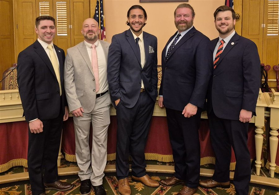ALEC_states's tweet photo. “This policy is a template for participating in a multi-state research effort to conduct clinical trials for the use of ibogaine. 14 states have introduced legislation to fund ibogaine research in 2026.” ~ @federico_zach in @toledonews
 https://t.co/PfXaUjS2te https://t.co/sB6mxiRnpM