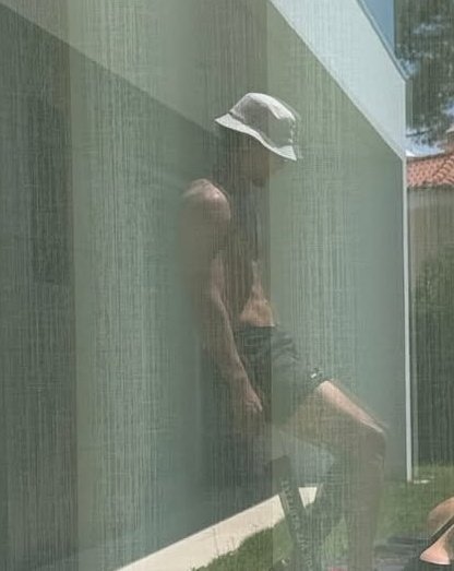 Richard Ríos ❌❌❌
Seu Madruga ✅✅✅