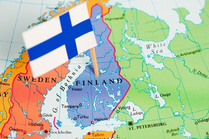 PiersBurnell's tweet photo. Seriously - enter the UK Air Guitar Final @ukairguitar (instagram) and if you win you get a paid trip to Finland to represent the UK at the @AGWC Also included for you is the legendary 'Airoff' on the island of Hailuoto 🇫🇮 https://t.co/SbeFjlst2y