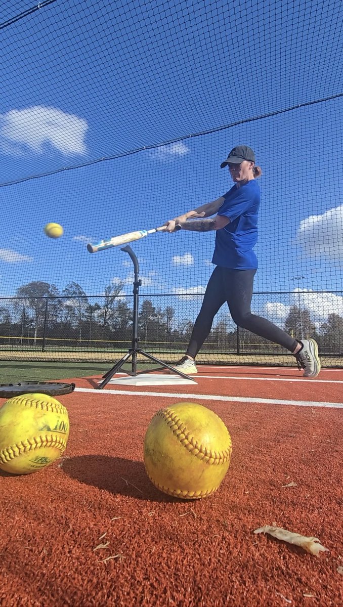 CoachElayna's tweet photo. Just a few things that have been in the works these last few years. Haven’t been on X since 2022! Since then, I’ve been doing research on female athletes, using my CSCS with elite softball and rugby female athletes, and of course still working with my hitters 🥎💪🏻🔥 #glorytoGod https://t.co/FkJ7SpiFvD