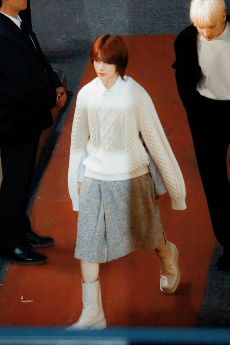 brunettebeomgyu's tweet photo. we need to see him in a skirt again https://t.co/v9iuXiVwCK