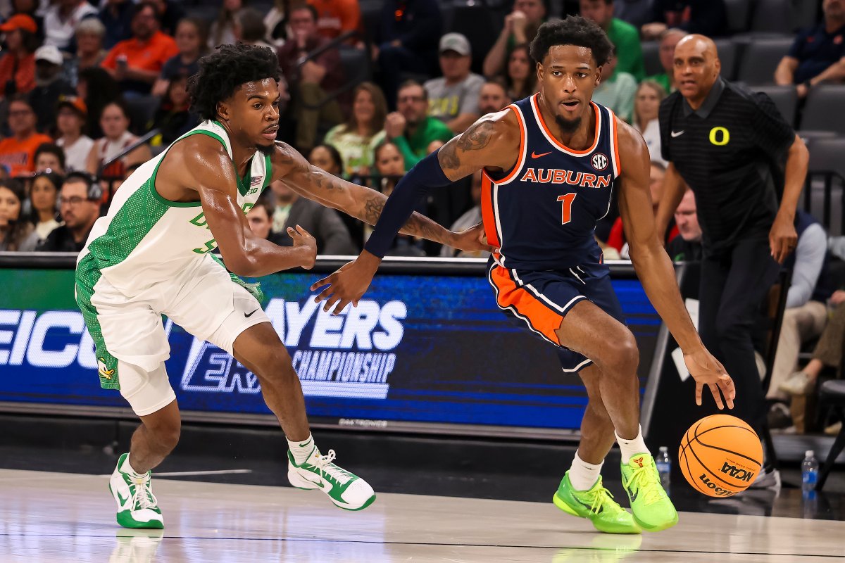 _JHokanson's tweet photo. NEWS: Auburn will play in the eight-team bracket at next season’s @Players_Era event in Las Vegas, alongside Florida, Houston, Kansas, West Virginia, Rutgers, Notre Dame and UNLV.

The Players Era Eight will be the week of Nov. 16.

Story: https://t.co/ffN4vdm72R https://t.co/zMrjraIift