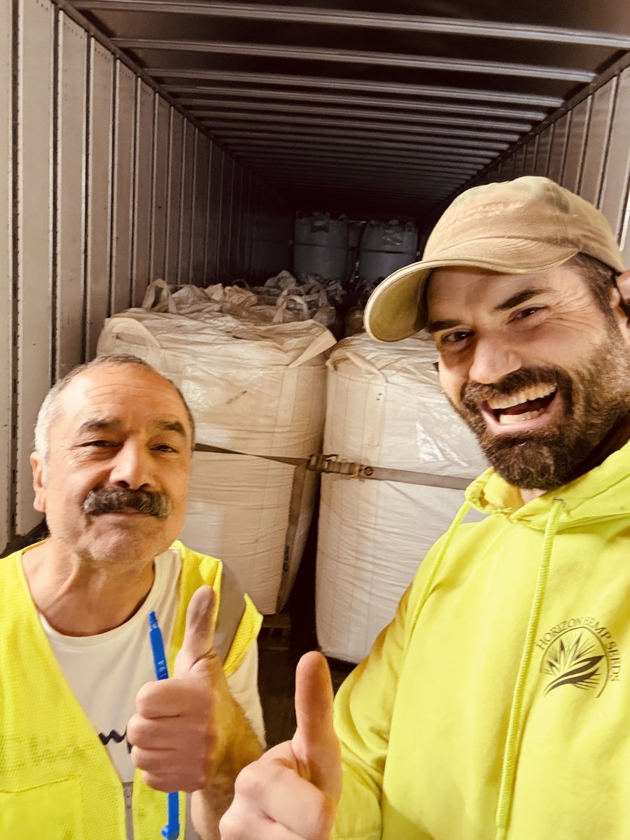 kennethhmeyer's tweet photo. Thank you to Jared Hasleton and crew for getting another load of hemp hurd out the door today to another happy customer of Complete Hemp Processing.  #sdhemp https://t.co/tuJcF3QITe