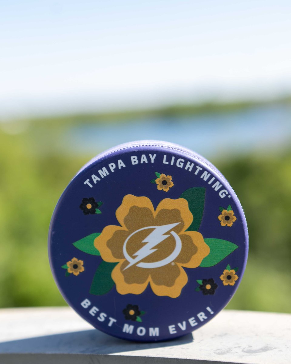 ShopTBSports's tweet photo. Happy Mother's Day to all the Lightning moms out there💐 https://t.co/2tvMfNLpyp