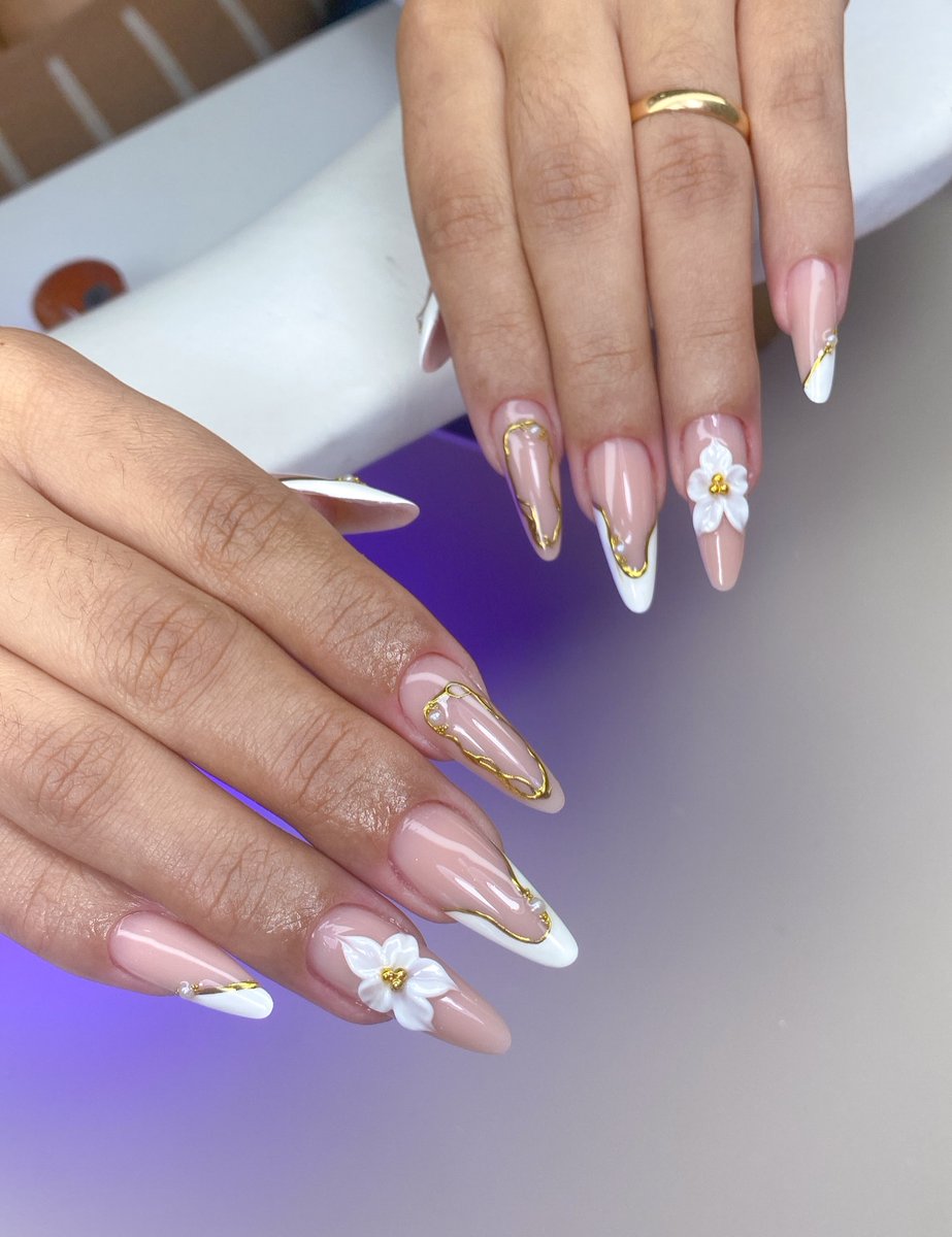 onenailsinspo | galeria virtual ✨ tweet media