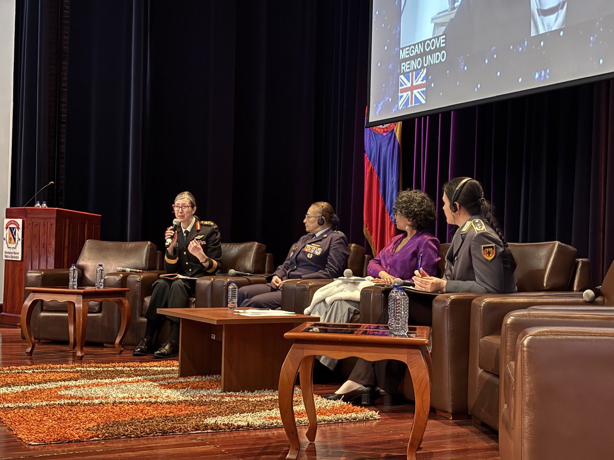 CanadaColombie's tweet photo. Le Canada🇨🇦 a participé au symposium organisé conjointement par l'OTAN et la Colombie sur le thème « Les femmes, la paix et la sécurité », soulignant que l'intégration d'une perspective de genre améliore l'efficacité opérationnelle et contribue à une paix durable. https://t.co/HahiakeKeM