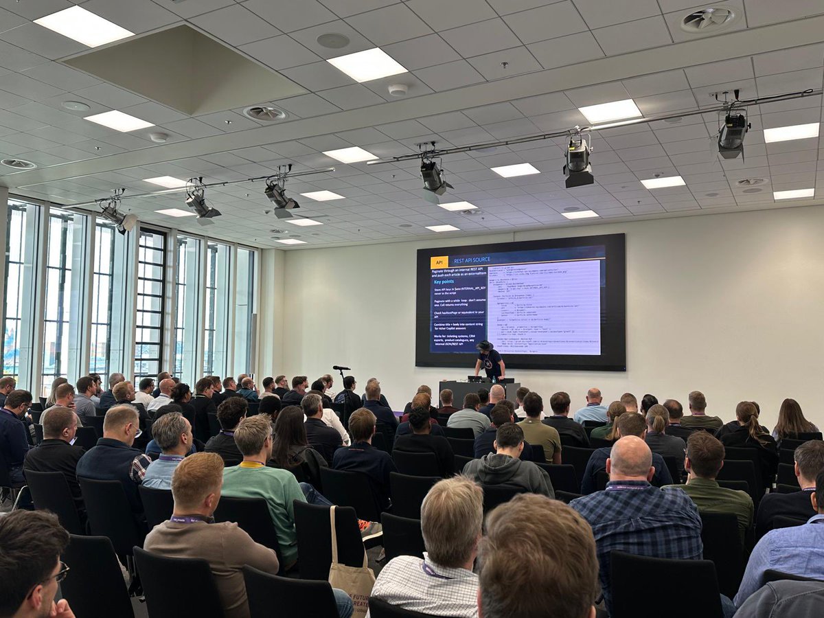ScoutmanPt's tweet photo. And its done ! #PowerShell Meets #Copilot:
Feeding AI at with Your Own Data session at #ECS2026 it was packed and IT WAS A  B L A S T ! https://t.co/IxALBURrnX