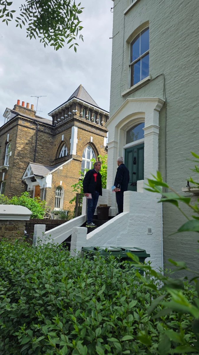 Olszewski_RJO's tweet photo. Great to be joined in #KentishTown North this afternoon by @SadiqKhan, encouraging residents to turn out to vote for @CamdenLabour’s two brilliant sitting councillors:

🗳️Sylvia McNamara
🗳️James Slater

Don’t delay, #VoteLabourToday. https://t.co/M6sKiYvbYt
