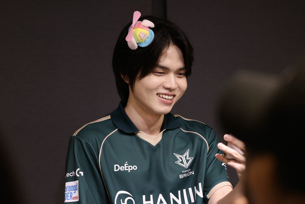 죠죠 tweet media