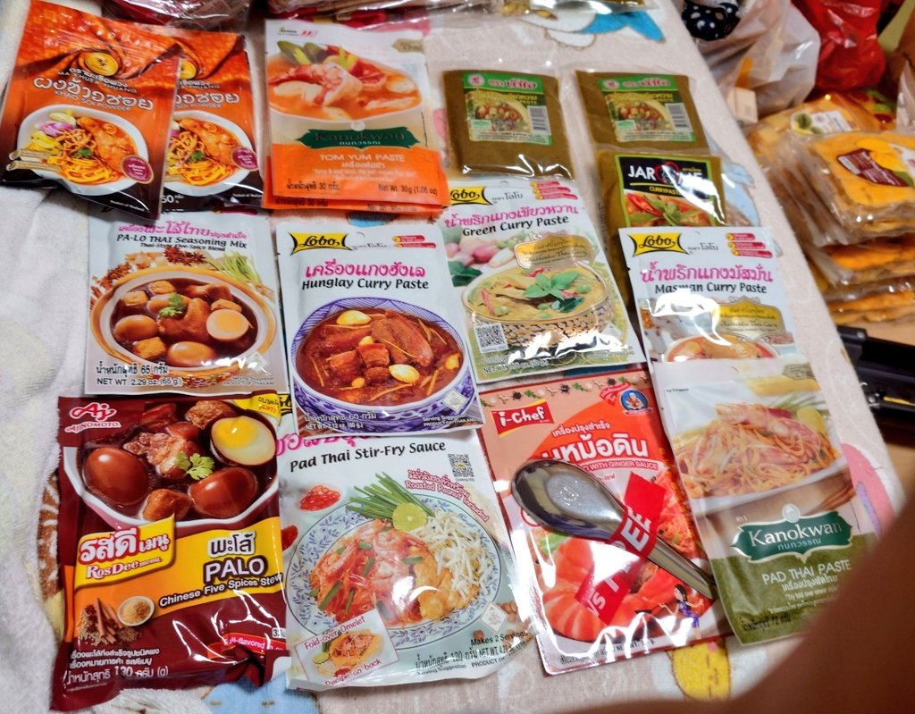 #業務スーパー

タイで買わなくても、あるな……

まぁ、お土産は、タイ語だけなのでいいか🤭