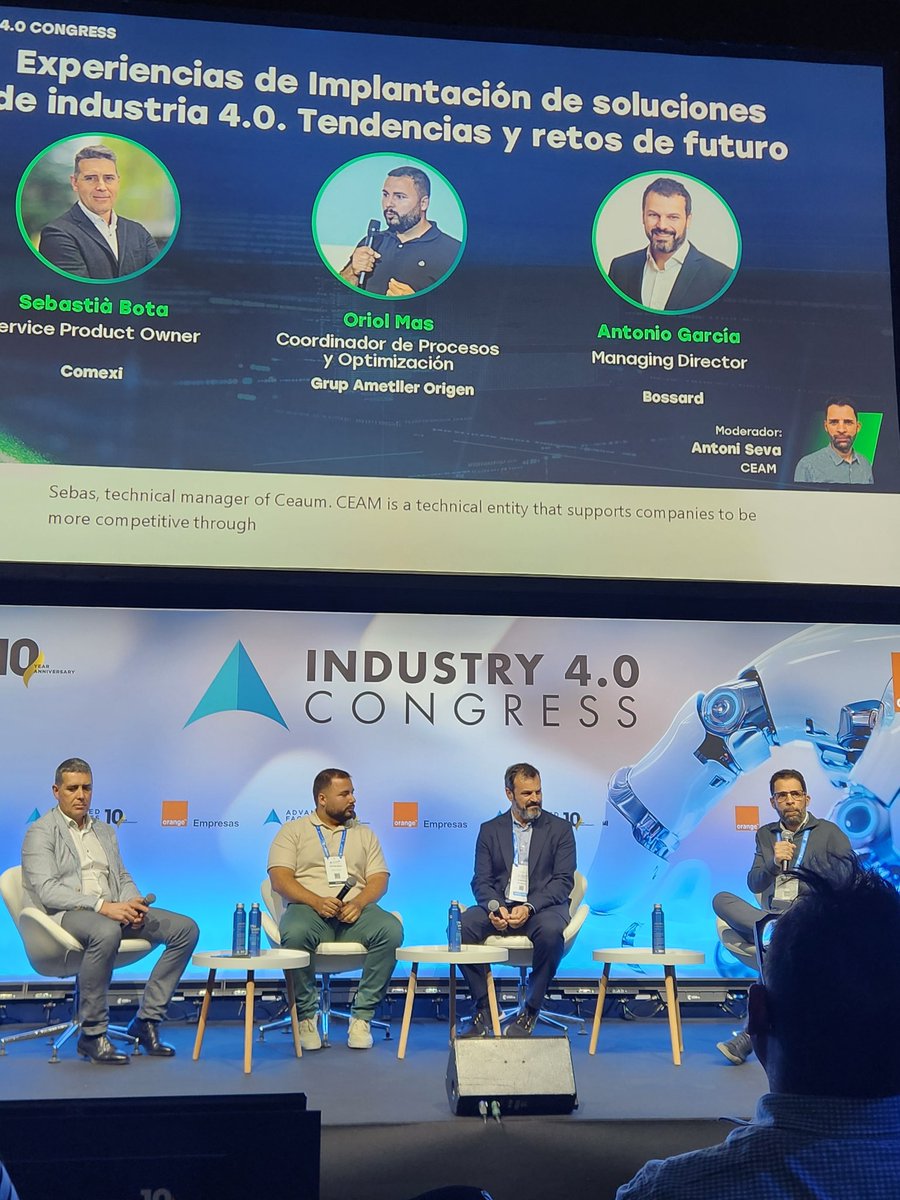 xavierbuch's tweet photo. Tarde interesante en el Congreso de  la Industria 4.0 @AdvanFactories donde se propone integrar IA en las fabricas trabajando wn local @intelequia #af2026 #advancedfactories @accio_cat #intelequia https://t.co/JldWHcWlfR