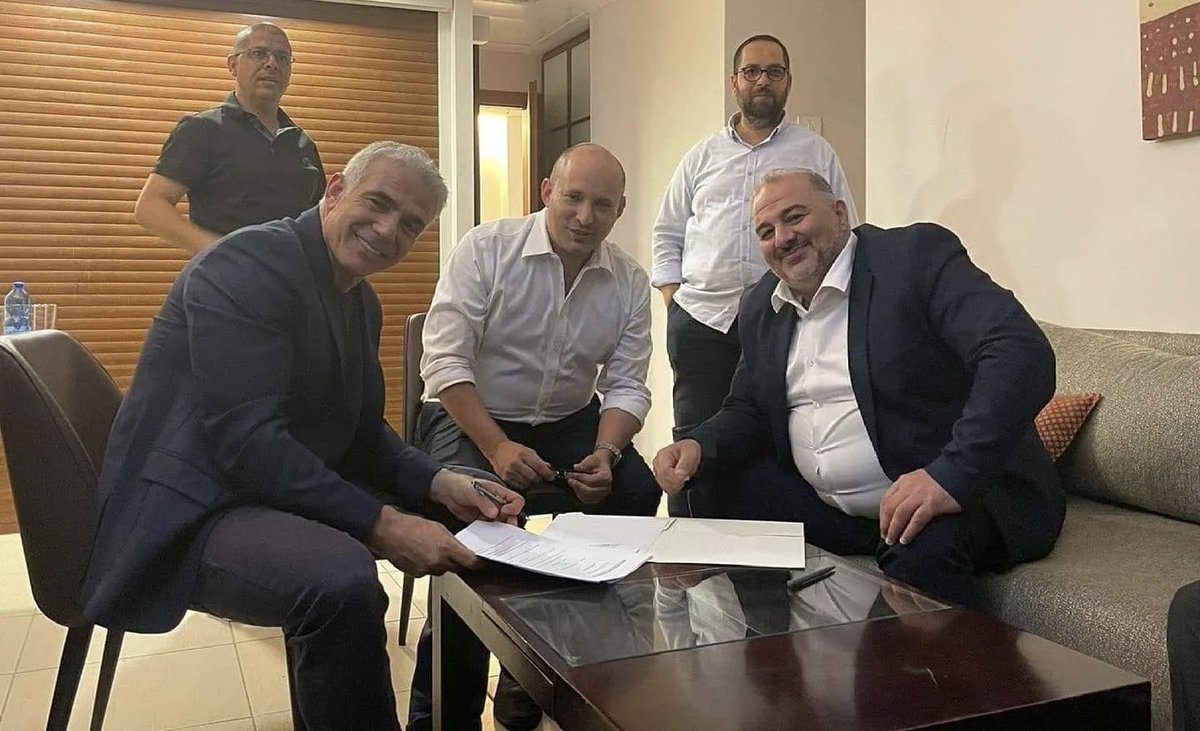בנט, זה שלך, זה לא AI