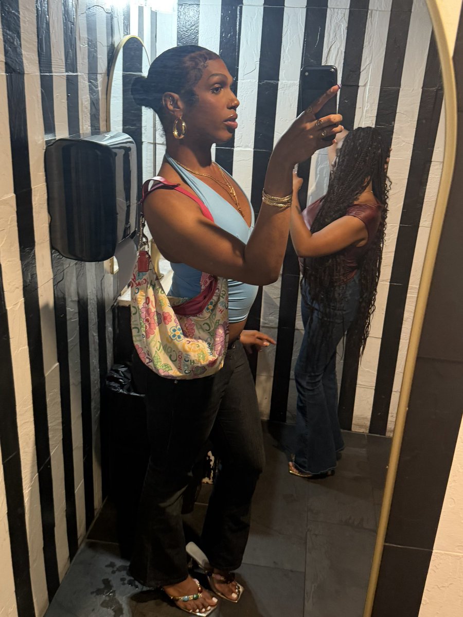 Post by Cee on X: 😍