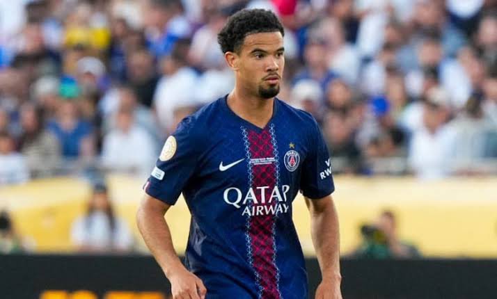 Footballinfos00's tweet photo. 🚨 Warren zaïre-emery défenseur droit pour la coupe du monde 🚨 #goat #zaire #coupedumonde #befootball #actu #PSG https://t.co/nlqwXwKgfc