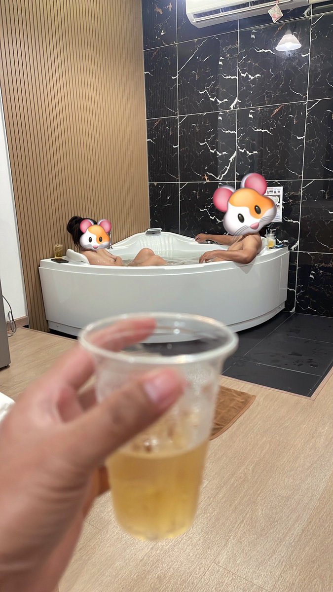 คู่แท้ไม่แลก #มีแอคเดียว🔞 tweet media