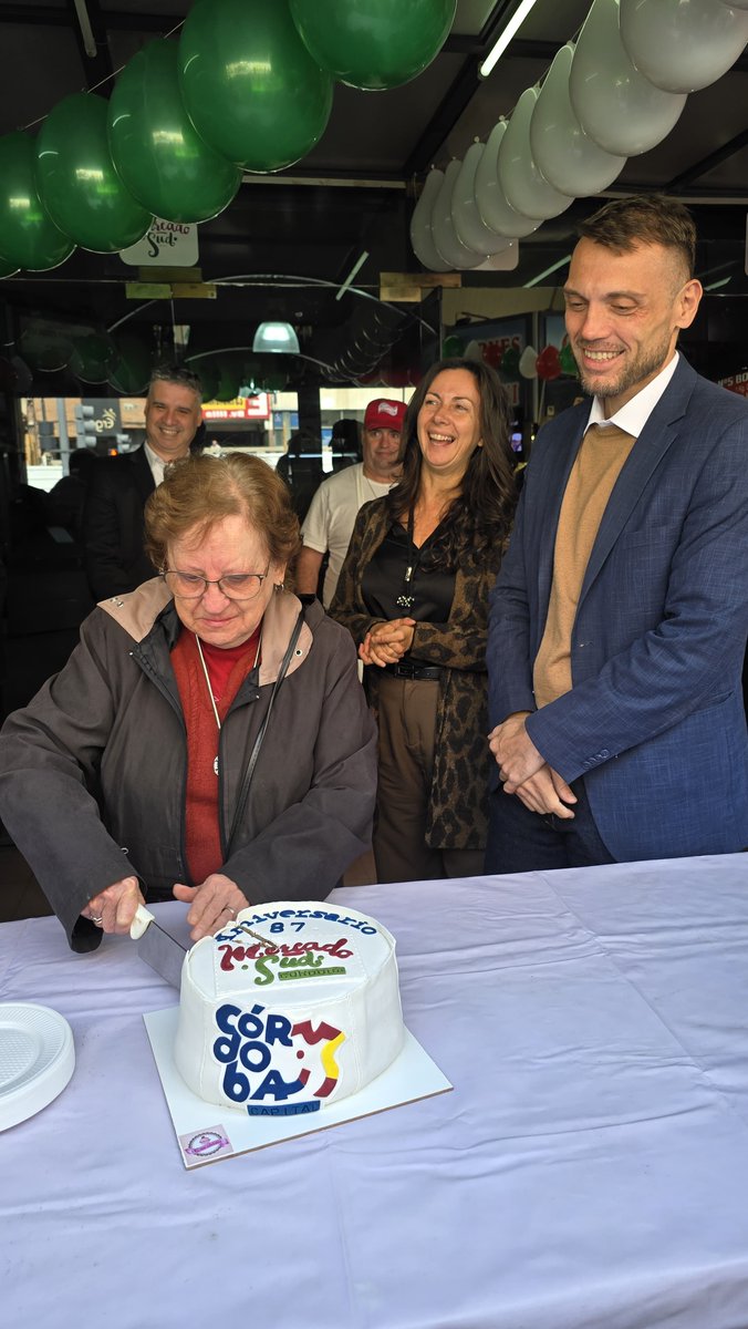 FiscyControlCBA's tweet photo. ¡Feliz cumple Mercado Sud!🎂🎈
Celebramos el aniversario número 87 de un emblema de la ciudad.
#EMFyC #MuniCba https://t.co/an8Jf0CIRC