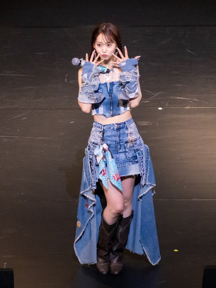 猫みたいなポーズ 芹澤優（@iRis_s_yu） i☆Ris 11thツアー 埼玉公演