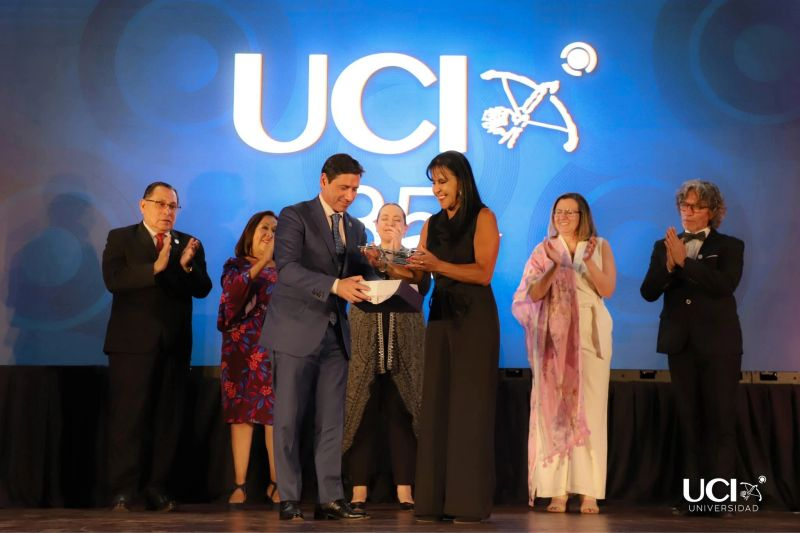 UCAECE's tweet photo. El Rector de UCAECE, Dr. Paulo Falcón, participó de los festejos por el 35° aniversario de la Universidad de Cuautitlán Izcalli en México.
Este encuentro reafirmó el compromiso de la Universidad con la cultura emprendedora y sostenible, y la cooperación académica internacional. https://t.co/iVCKVLSAnu