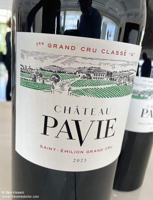 chriswinedoctor's tweet photo. Another chance to see: My Bordeaux 2025 weather report, with details of this season's homogenous flowering and véraison, summer drought and an early harvest.
https://t.co/k89Pc17zhJ
[subscribers only]
#bdx2025 #bordeaux #lafleur #pavie #bordeauxprimeurs https://t.co/1sjPoSA3vs