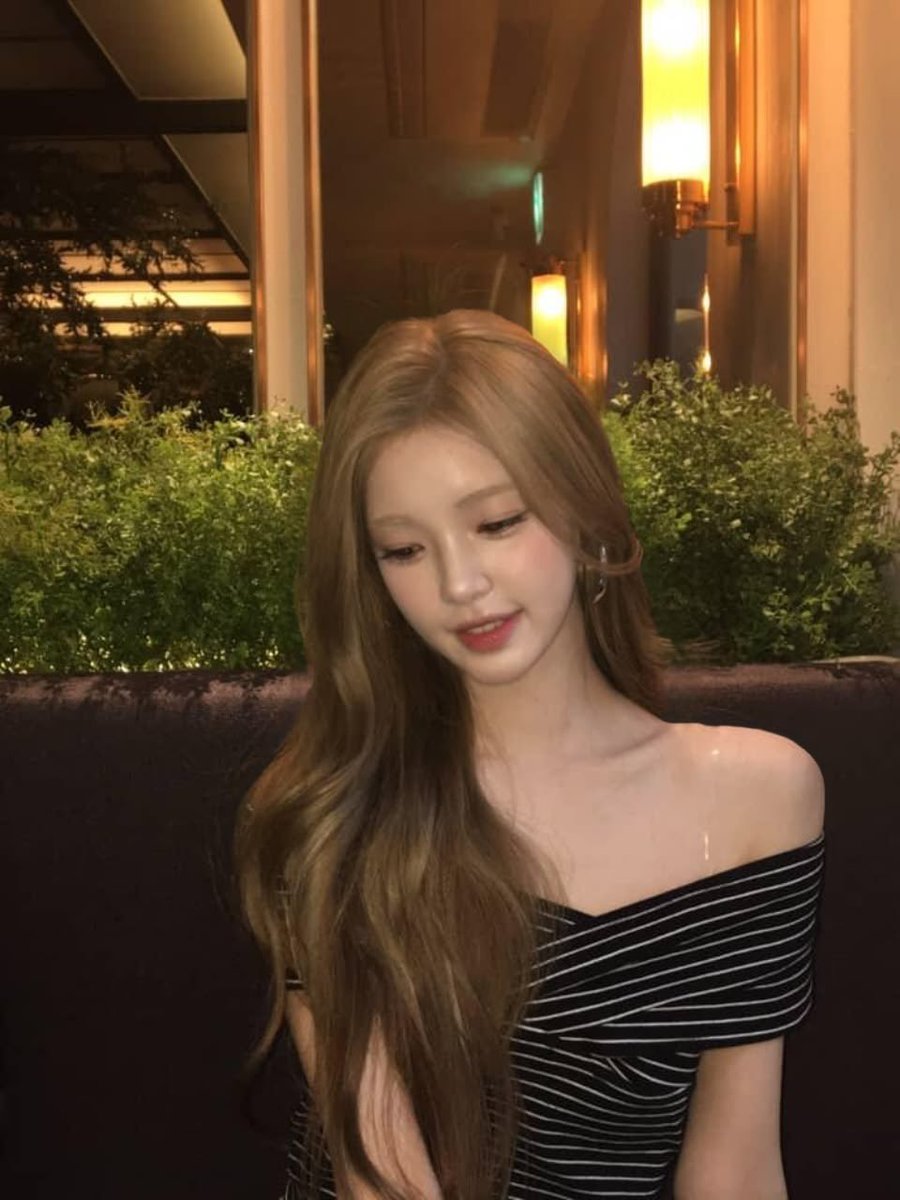 𝖠𝖱𝖨𝖭🧸ྀི tweet media
